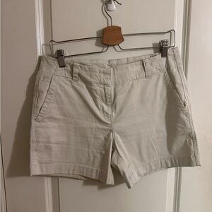 Vineyard Vines Cream 5” Shorts